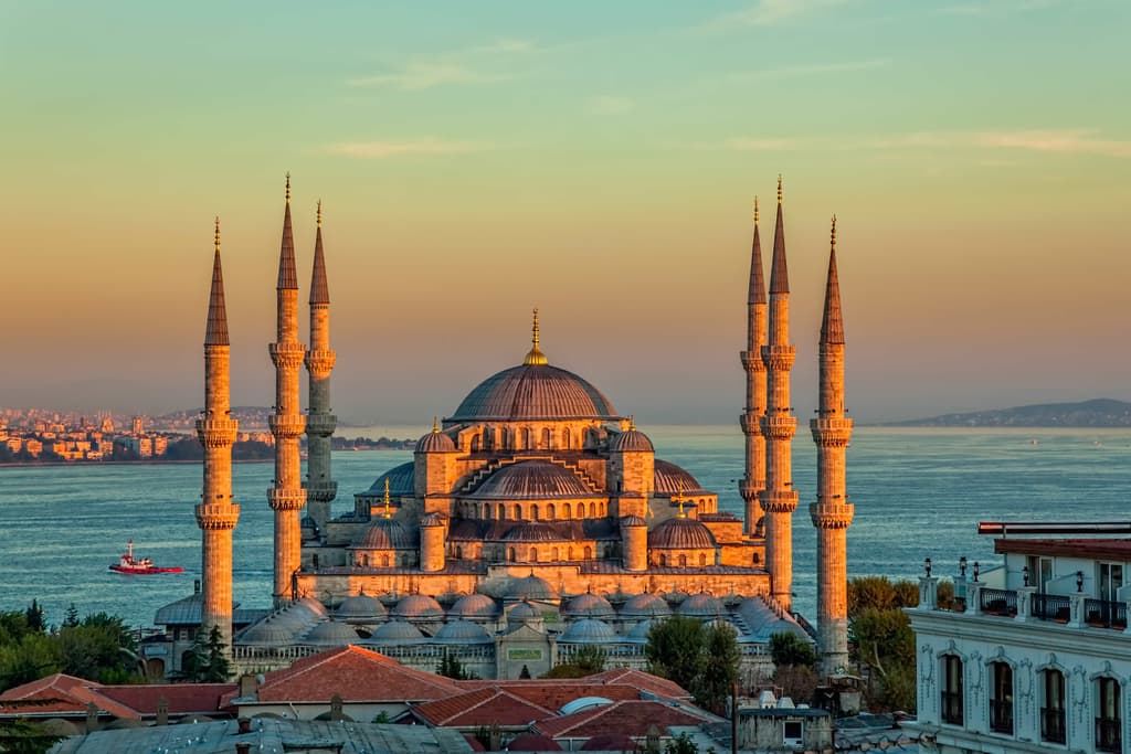 Highest temperature in Istanbul on October 24? card icon