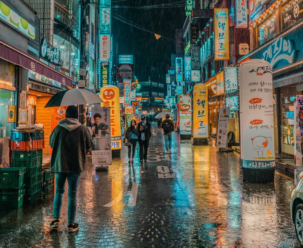 Precipitation in Seoul in October? card icon