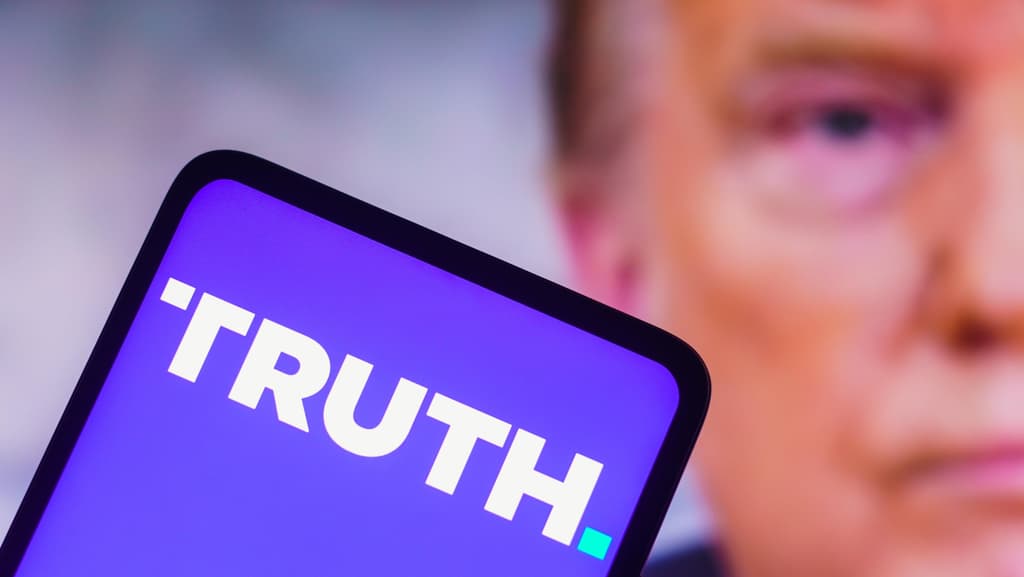 What will Trump post this week? (October 19 - October 25)